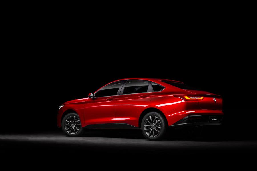  Baojun RC-6 2019 года  (фото 2 из 40)